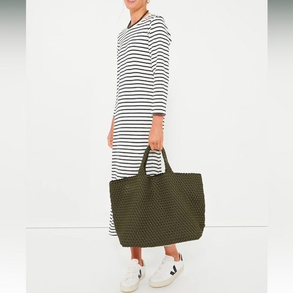 POMANDER PLACE Navy Stripe Gio Maxi Dress - Picture 8 of 12